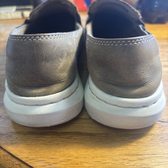 Ariat Youth Slip On Leather Loafers Shoes Size 7.5B Brown Rubber Soles Casual - Picture 3 of 10